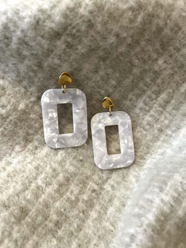 Boucles blanches