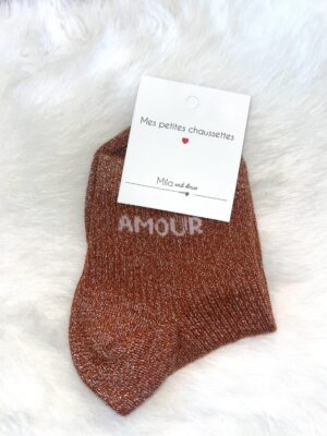 Chaussette cuivrée à paillettes « amour »