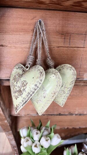 Suspension coeur vert